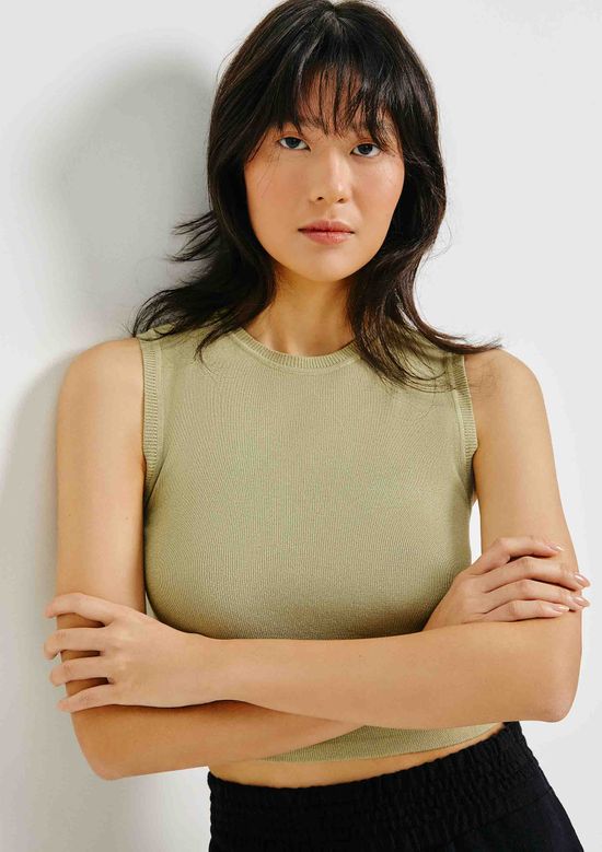 Foto do produto: Regata Básica Feminina Cropped Em Tricô - Verde