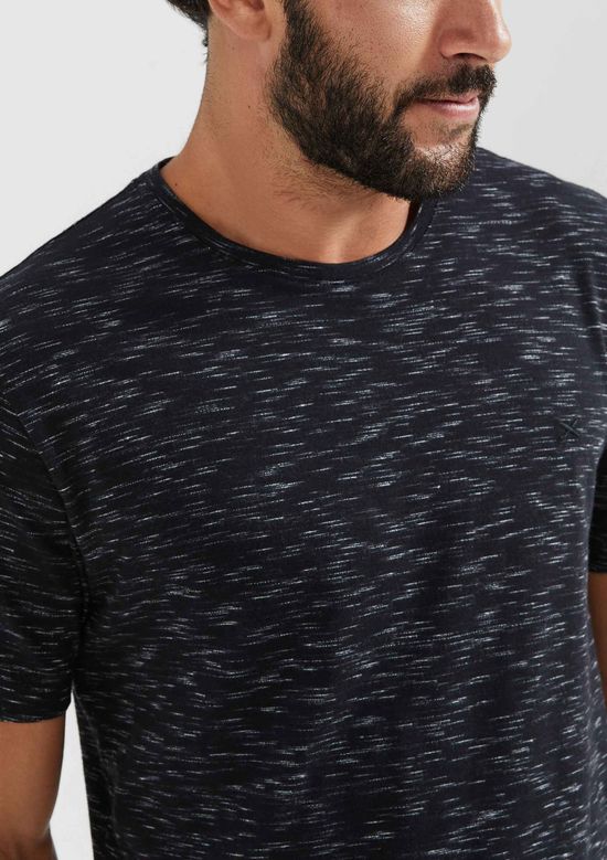 Foto do produto: Camiseta Básica Masculina Regular Em Malha Jet Com Bordado - Preto