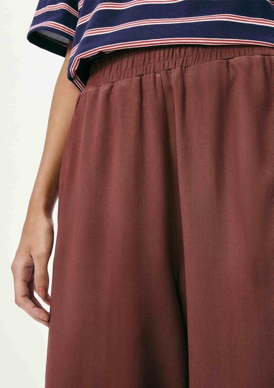 Foto do produto: Calça Feminina Reta Cintura Média - Marsala