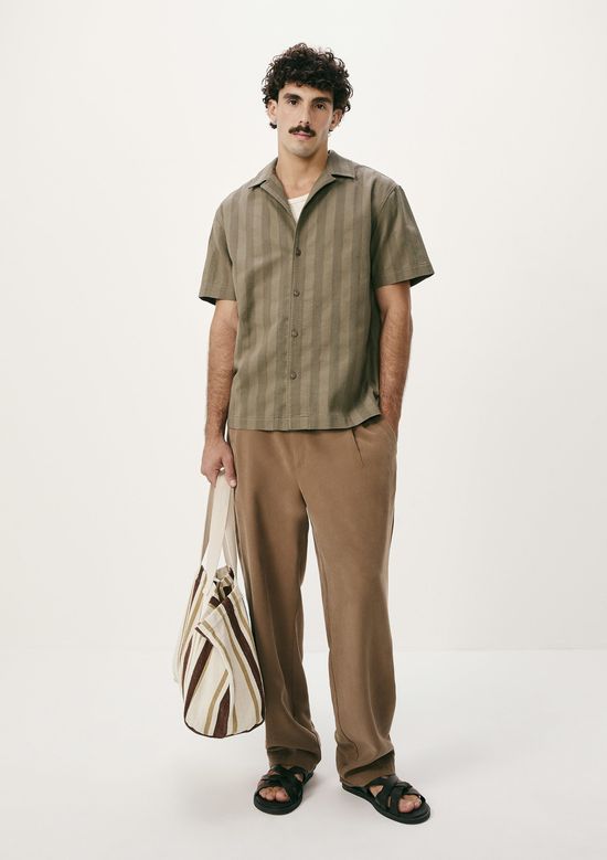 Foto do produto: Camisa Masculina Relaxed Em Algodão - Verde