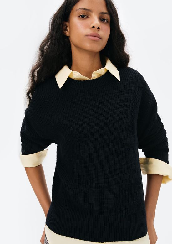 Foto do produto: Blusão Feminino Em Tricô de Algodão - Preto