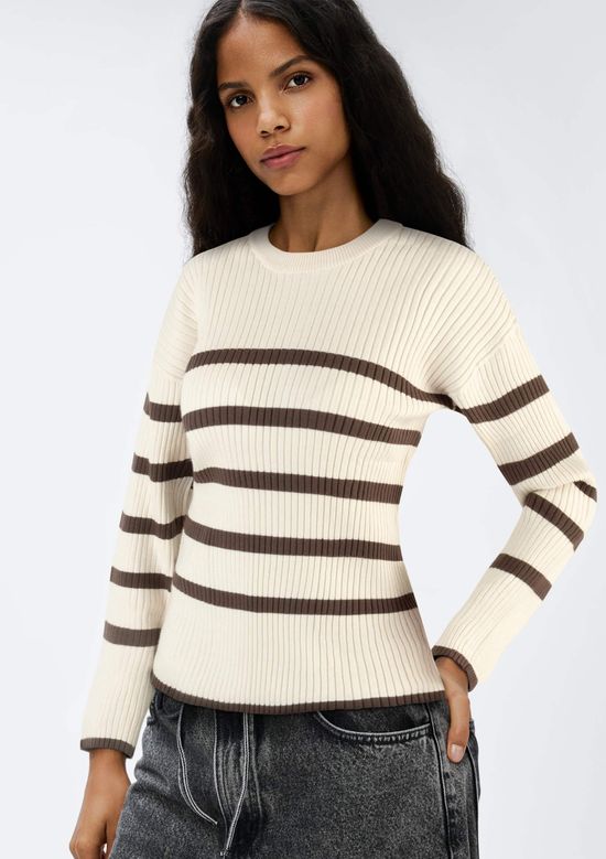 Foto do produto: Blusão Feminino Listrado Em Tricô Canelado - Creme