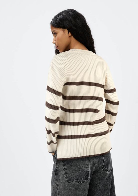 Foto do produto: Blusão Feminino Listrado Em Tricô Canelado - Creme