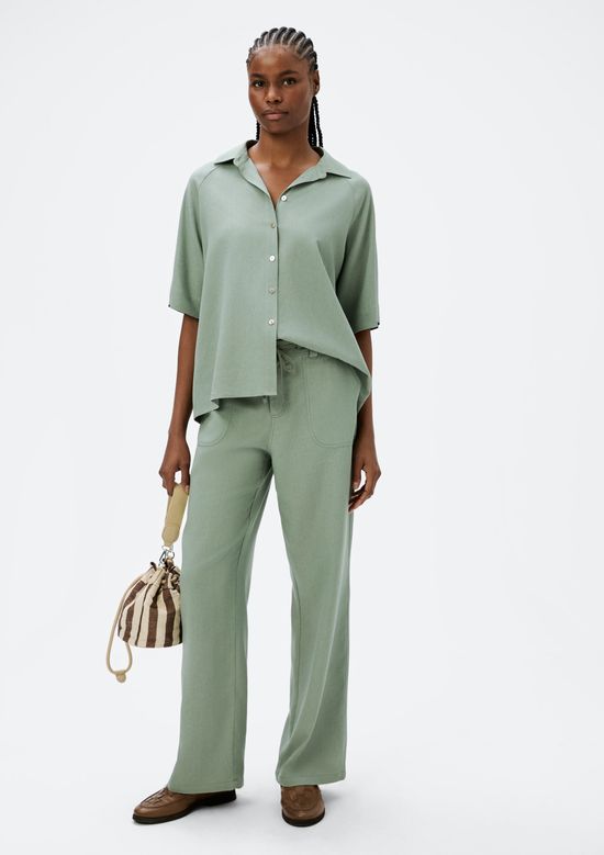 Foto do produto: Camisa Feminina Meia Manga Evasê - Verde