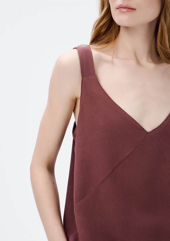 Foto do produto: Regata Feminina Decote V - Vinho