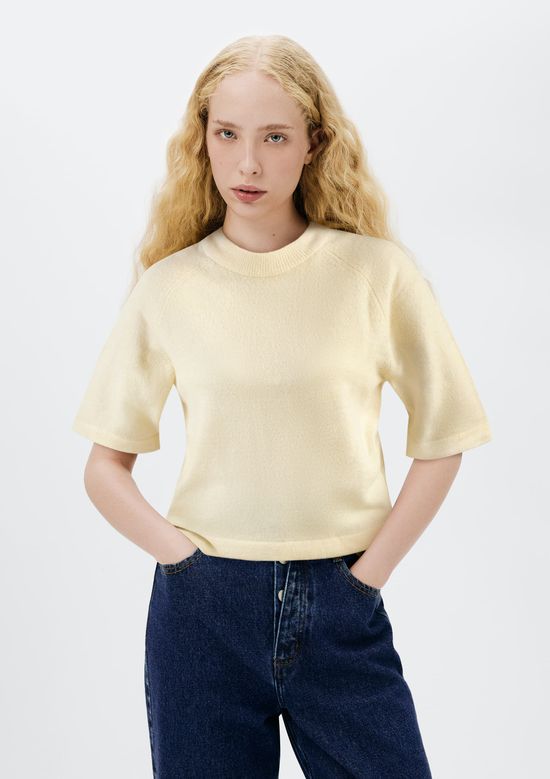 Foto do produto: Blusa Feminina Manga Curta Em Tricô - Amarelo