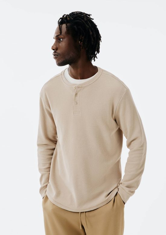 Foto do produto: Camiseta Básica Henley Masculina Manga Longa Texturizada - Bege