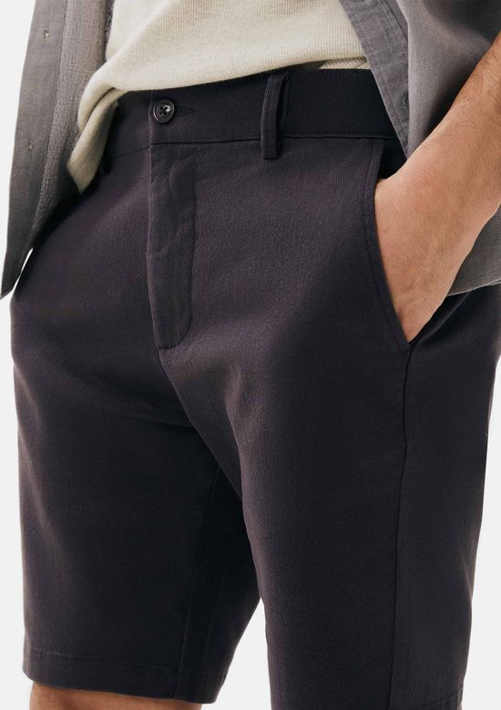 Foto do produto: Bermuda Masculina Reta em Sarja - Cinza