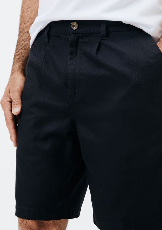 Foto do produto: Bermuda Masculina Reta em Sarja - Preto