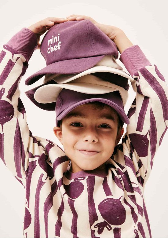 Foto do produto: Boné Infantil Unissex Com Bordado Hering Kids + Renata Vanzetto - Roxo