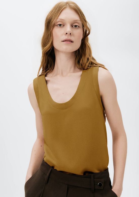 Foto do produto: Regata Feminina Decote U Em Viscose - Caqui