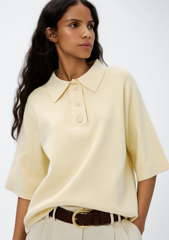 Foto do produto: Blusa Polo Feminina Manga Curta Box Em Tricô - Amarelo