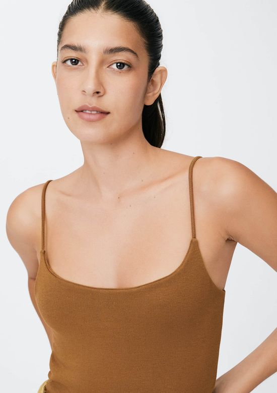 Foto do produto: Regata Feminina Em Viscose - Marrom