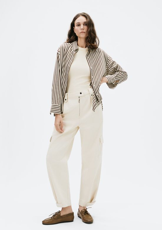 Foto do produto: Calça Feminina Carrot Cintura Alta Em Sarja - Off white