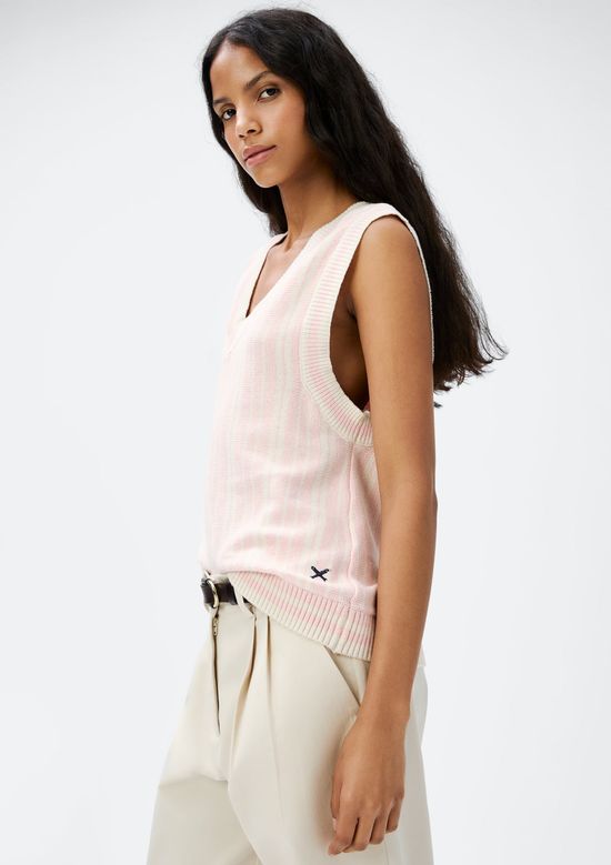 Foto do produto: Colete Feminino Fio Tinto Em Tricô - Rosa