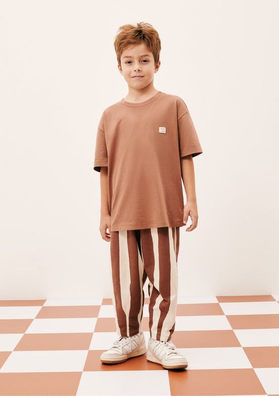 Foto do produto: Camiseta Infantil Unissex Oversized Com Estampa Hering Kids + Renata Vanzetto - Marrom