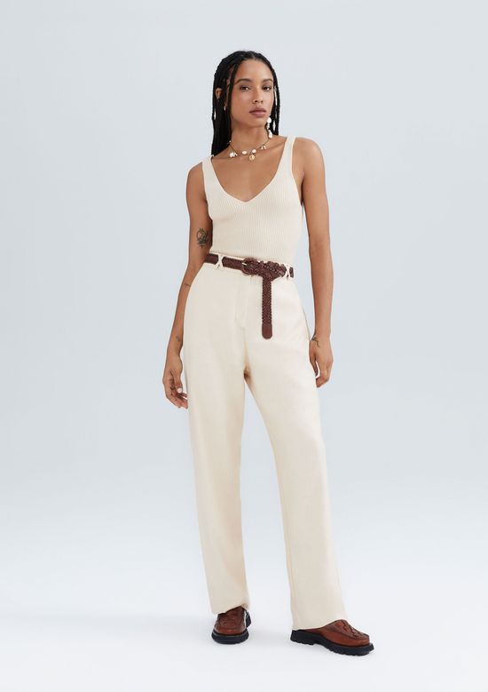 Foto do produto: Regata Feminina Decote V Em Tricô Leve - Nude