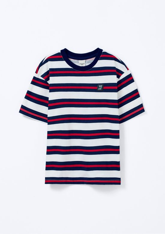 Foto do produto: Camiseta Infantil Menino Oversized Com Patch - Vermelho