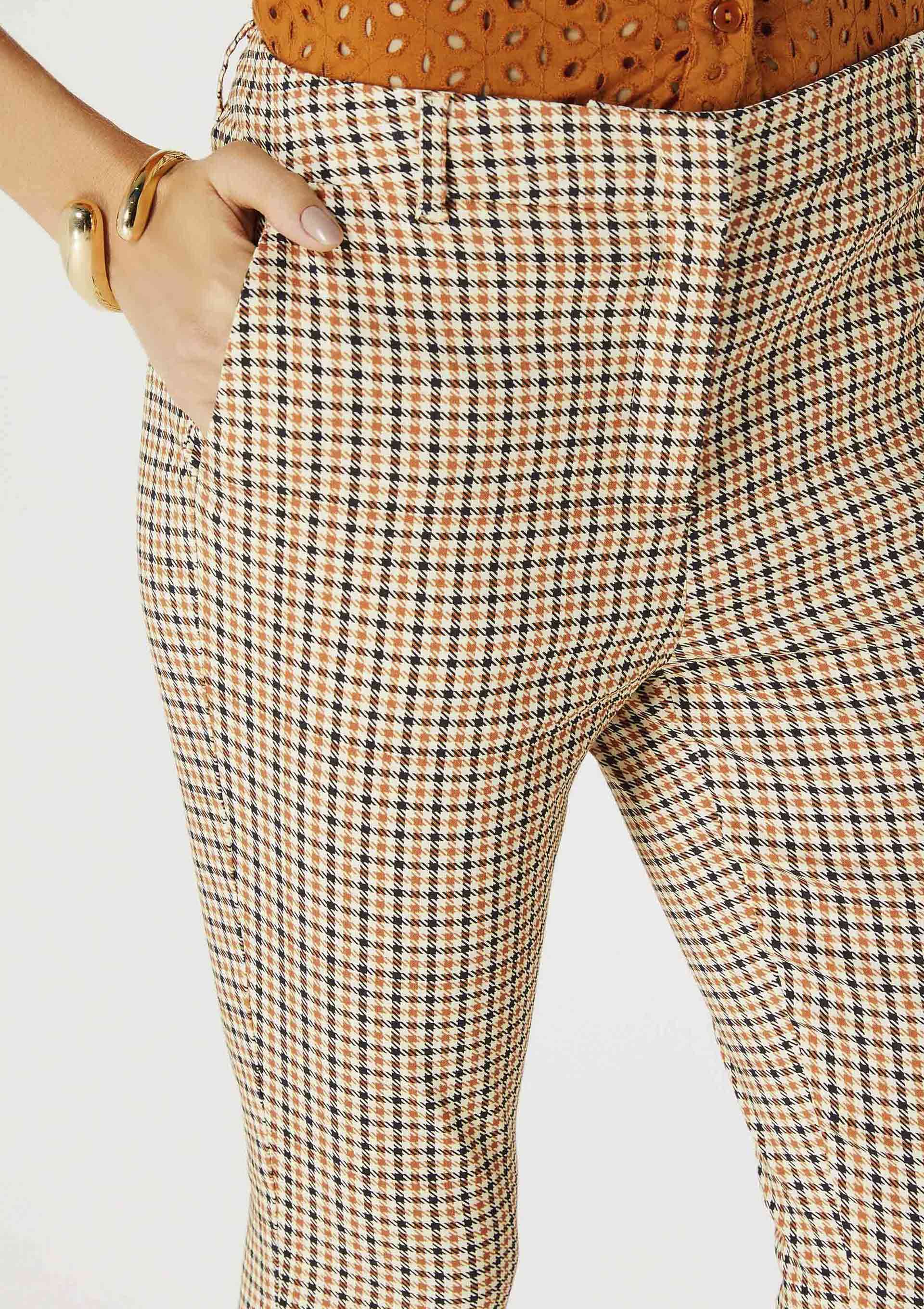 Calça Feminina Slim Estampada Cintura Média Em Alfaiataria