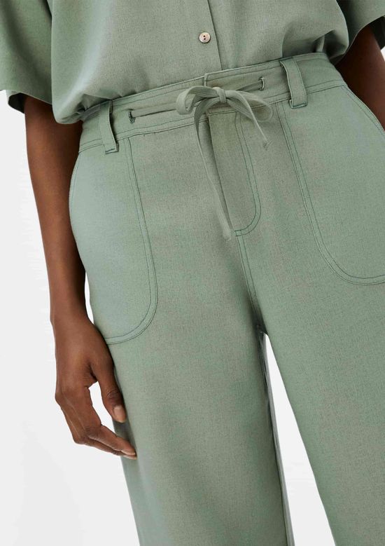 Foto do produto: Calça Feminina Reta Cintura Alta Com Linho - Verde