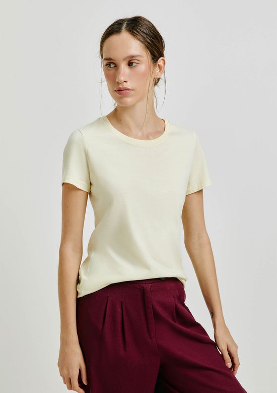 Foto do produto: Camiseta Básica Feminina Slim World - Amarelo