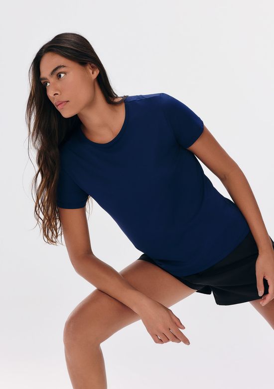 Foto do produto: Camiseta Esportiva Básica Feminina Proteção UV - Azul