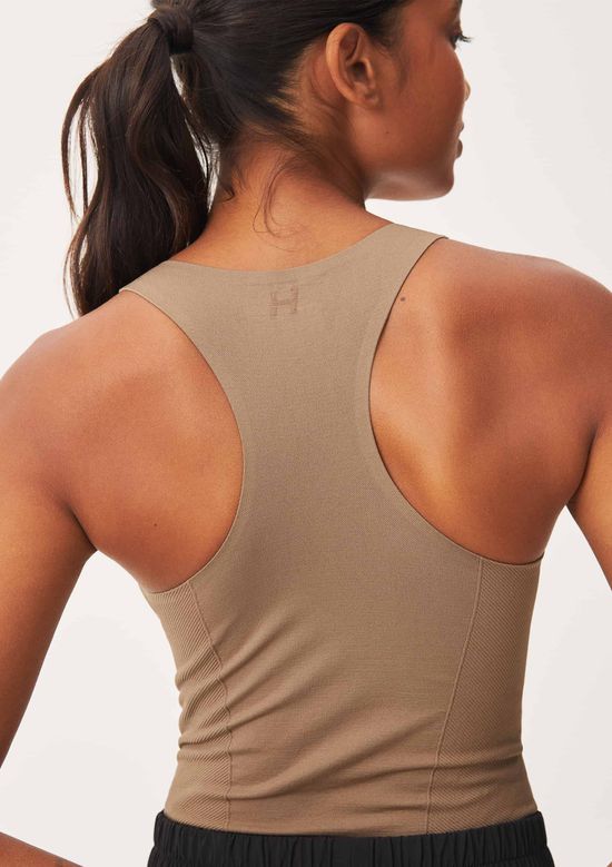 Foto do produto: Regata Feminina Esportiva Sem Costura - Marrom