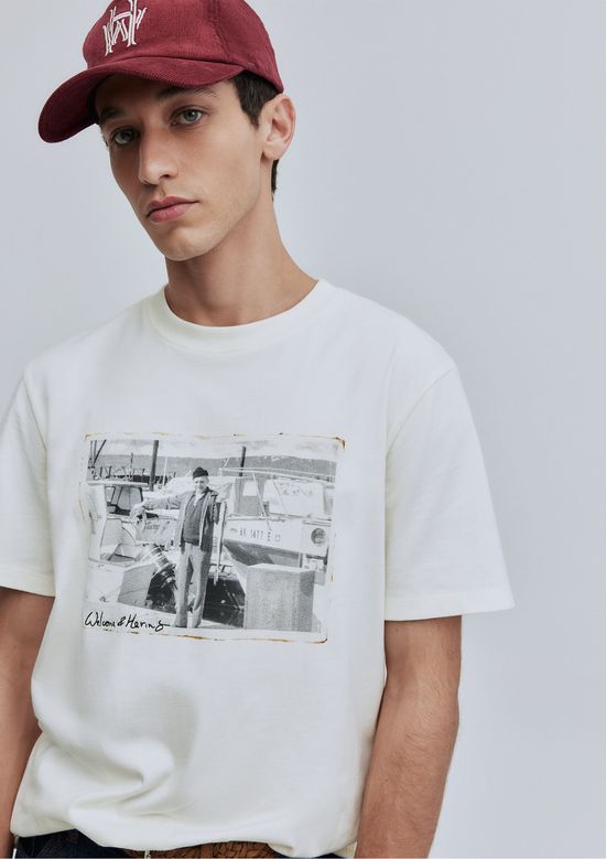 Foto do produto: Camiseta Unissex Comfort Estampa Hering + Welcome - Off white