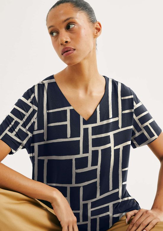 Foto do produto: Blusa Feminina Em Viscose Estampada - Azul