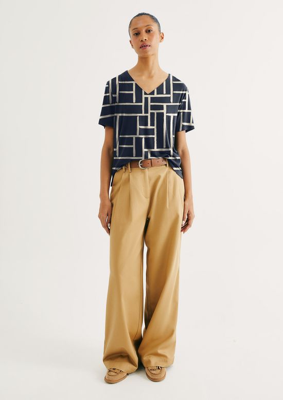 Foto do produto: Blusa Feminina Em Viscose Estampada - Azul