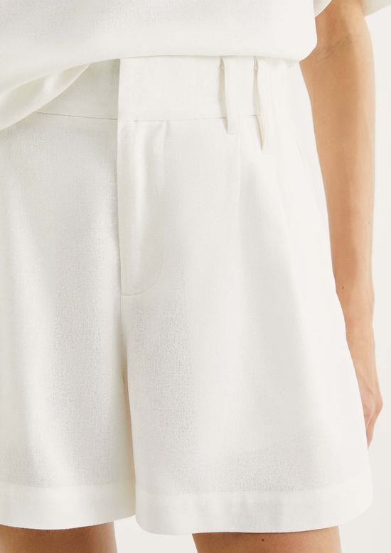 Foto do produto: Shorts Feminino De Alfaiataria Em Linho - Off white