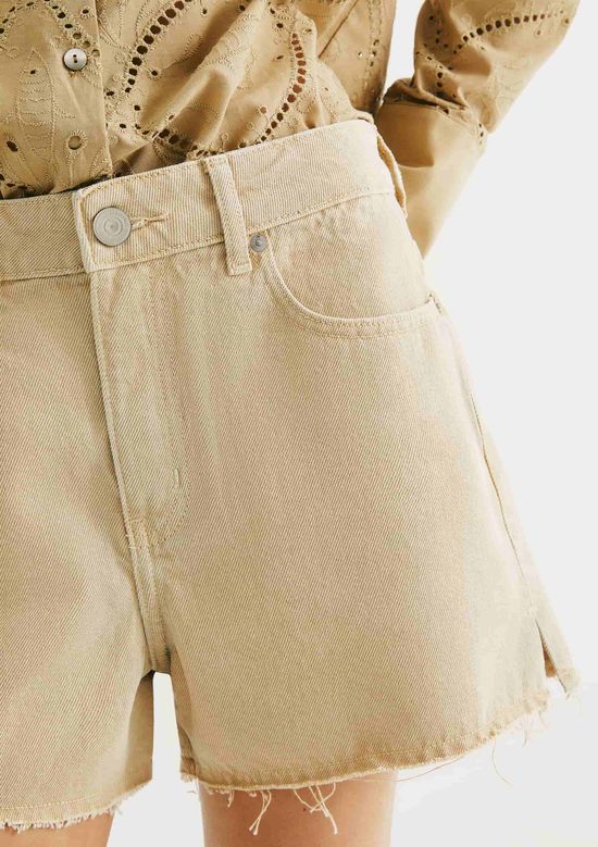 Foto do produto: Shorts Feminino Cintura Média Em Sarja - Bege