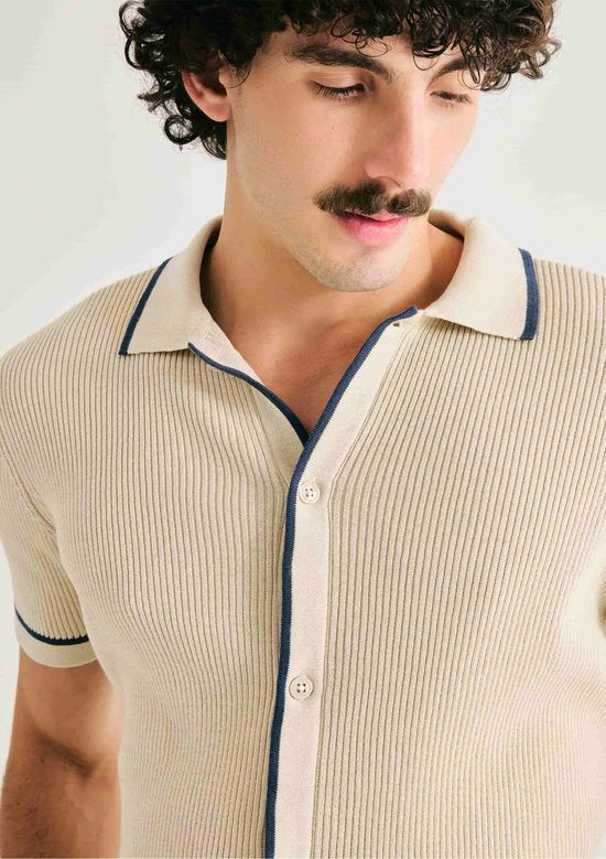 Foto do produto: Camisa Masculina Manga Curta Em Tricô - Bege