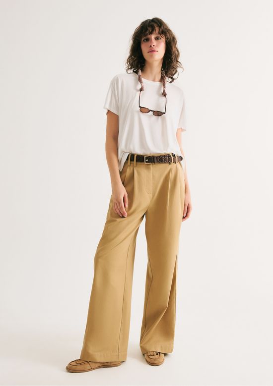 Foto do produto: Blusa Feminina Regular Em Viscose - Off white