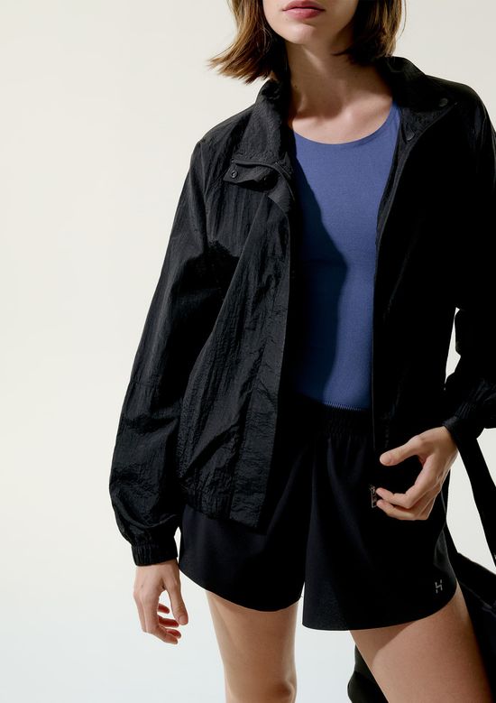 Foto do produto: Jaqueta Esportiva Feminina Corta Vento - Preto