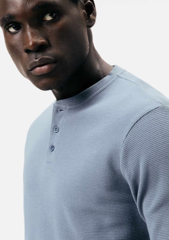 Foto do produto: Camiseta Masculina Henley Texturizada - Azul