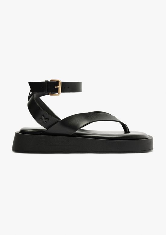 Foto do produto: Sandália Flatform Feminina Tiras - Preto