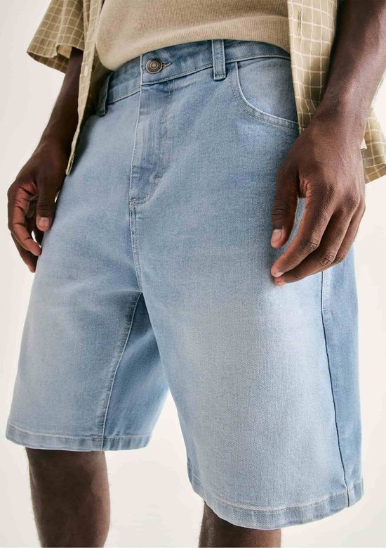 Foto do produto: Bermuda Jeans Masculina Reta Com Elastano - Azul
