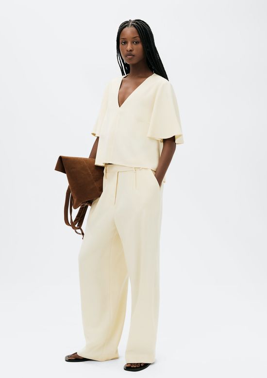 Foto do produto: Blusa Feminina Manga Sino Em Peachtouch - Creme