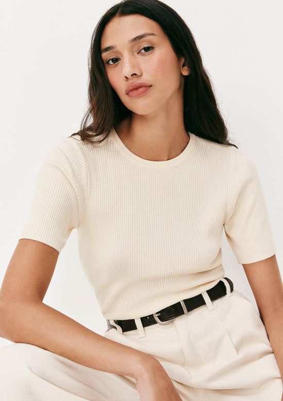 Foto do produto: Blusa Feminina Manga Curta Canelada Em Tricô - Off white