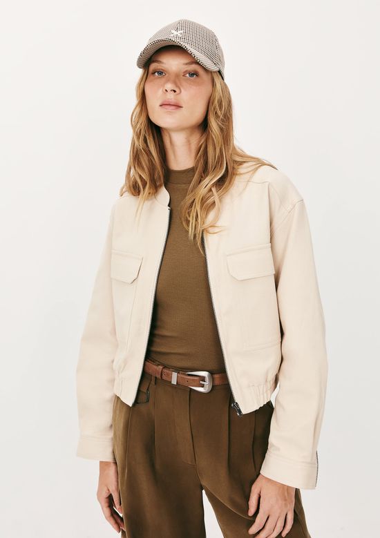 Foto do produto: Jaqueta Feminina Bomber Com Gola Padre - Off white