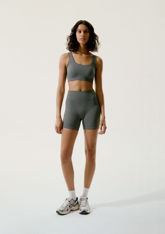 Foto do produto: Bermuda Esportiva Feminina Biker Sem Costura - Cinza