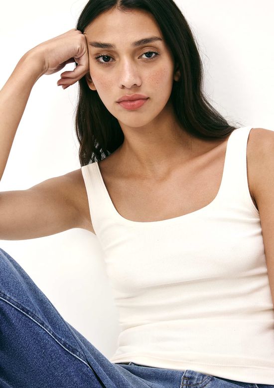 Foto do produto: Regata Feminina Decote Quadrado Em Ribana - Creme