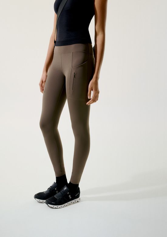 Foto do produto: Calça Legging Feminina Esportiva Corte A Laser - Marrom