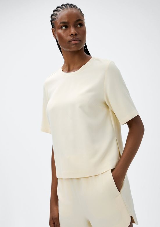 Foto do produto: Blusa Feminina Em Viscose Creponada - Creme