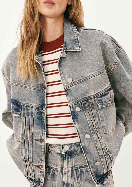 Foto do produto: Jaqueta Jeans Feminina Oversized - Azul