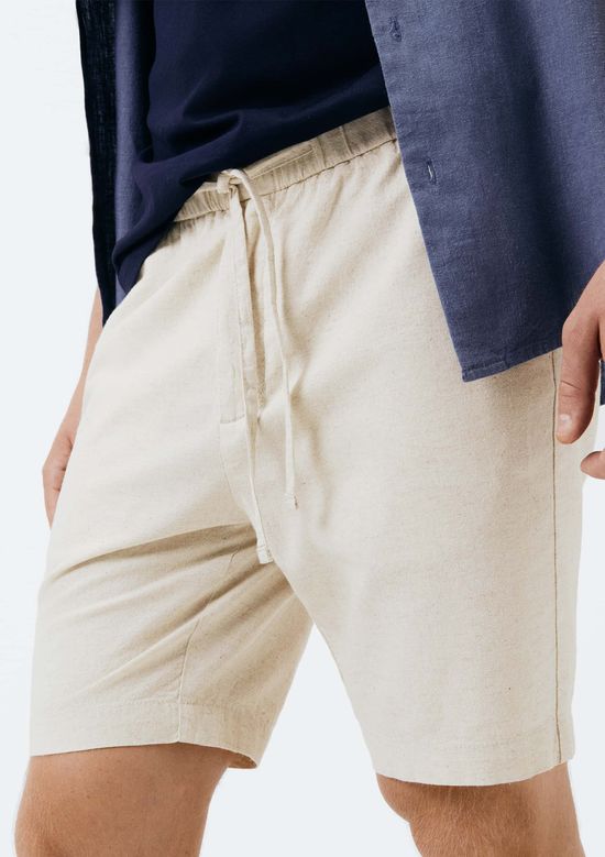 Foto do produto: Bermuda Masculina Reta Com Linho - Bege