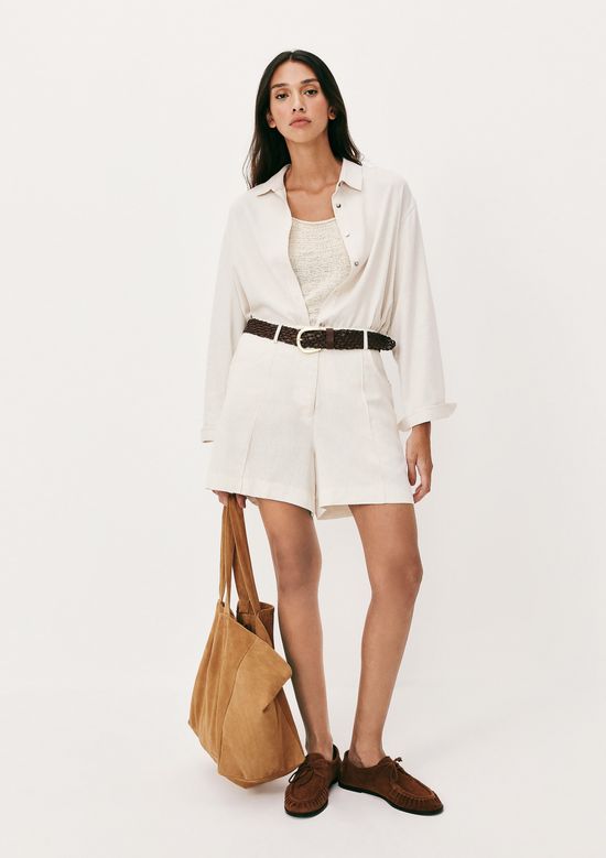 Foto do produto: Shorts Feminino Em Tecido Rústico - Off white