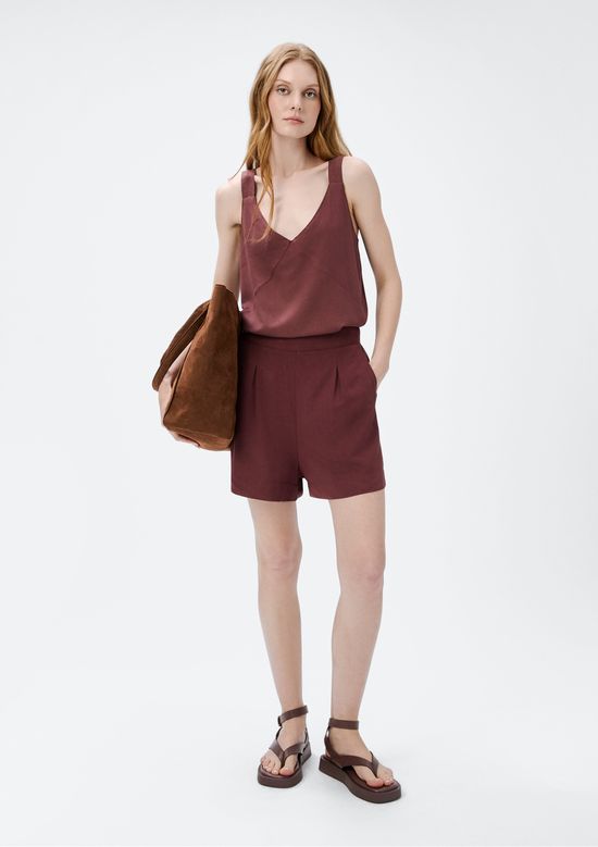 Foto do produto: Shorts Feminino Cintura Alta Em Viscolinho - Vinho