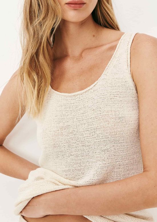 Foto do produto: Regata Feminina Decote U Em Tricô - Off white